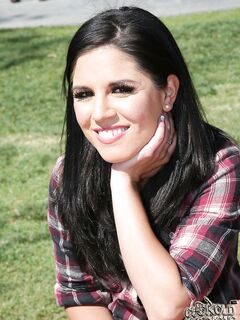Dark haired girl Missy Maze bangs a BBC