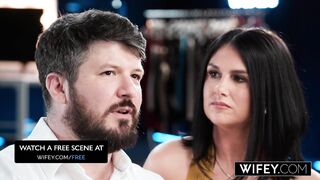 Hubby Watches As His Horny Wife Sienna Rae Gets Double Penetrated